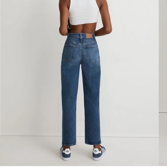 Madewell Women's Perfect Vintage Straight Jean in Mayfield Wash - Picture 3 of 9